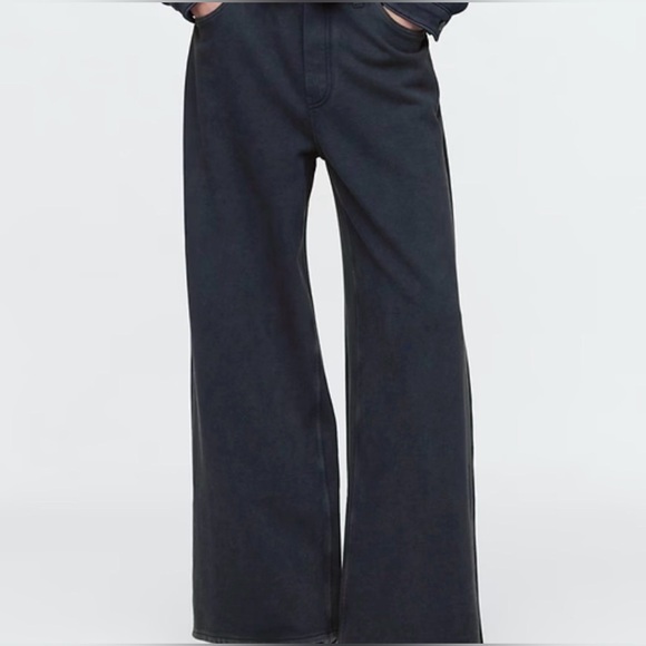 GAP Pants - GAP Women's Black Wide Leg Pull on Trousers Moonless Night Size M